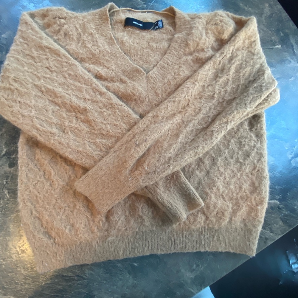 Vero Moda Fuzzy V-Neck Sweater
